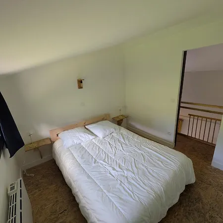 A La Croix De Manse *